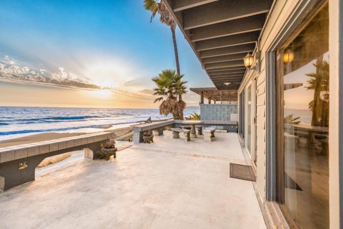 20% Off May 14-17 On The Sand Perfect 4 Families