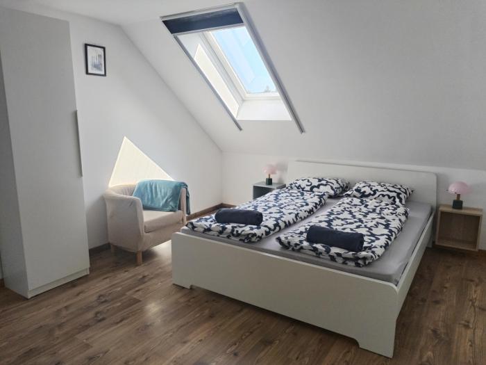 Dömper Döme Apartman