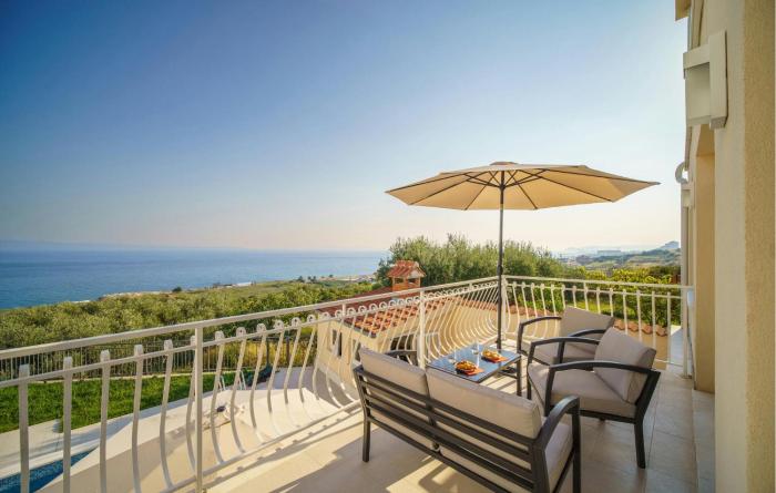 Gorgeous Apartment In Split With Private Swimming Pool, Can Be Inside Or Outside