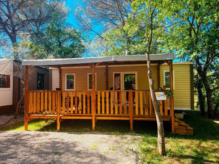 3 bedroom Chalets Camping Leï Suves - JoyCasa