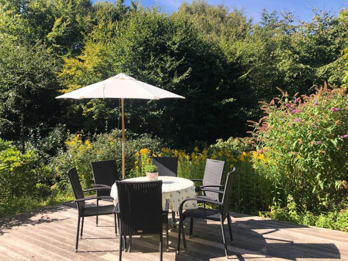 Peaceful Spot With Garden Near Rågeleje Beach