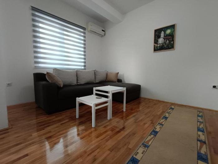 City Center Apartment by Mladenović
