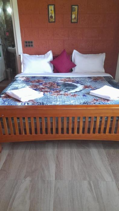 Lakeview Homestay Cottage AC room
