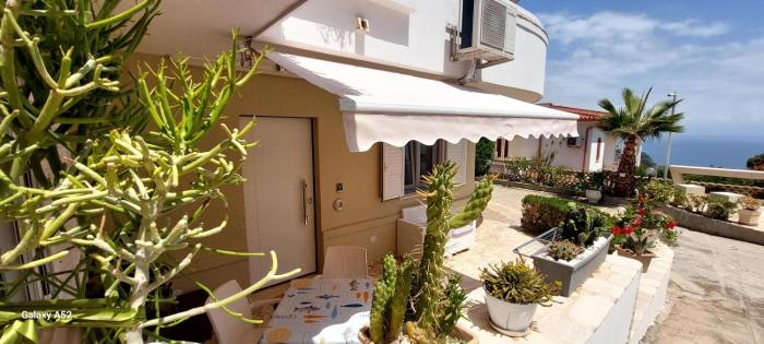 Acquamarina del Faro - Villa Anna Maria