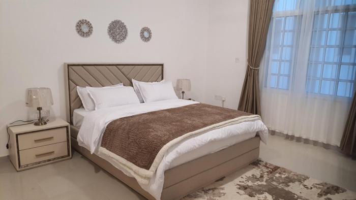 Luxurious Baushar Apartment