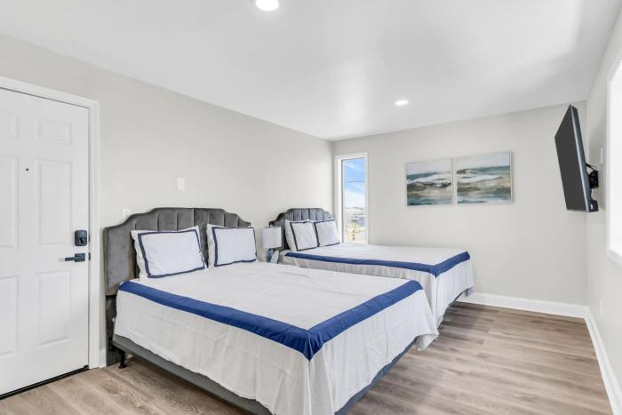 Luxury Breezy Beach Condo Jersey Shore Stay