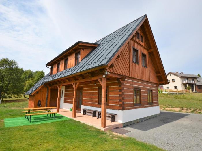 Spacious Group Retreat