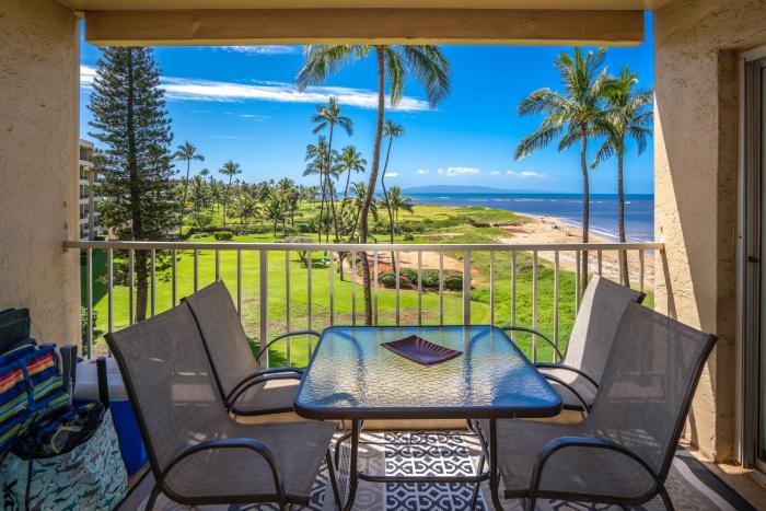 Menehune Shores #422 Updated Unit, Wifi, Panoramic Ocean Views, Great Rates