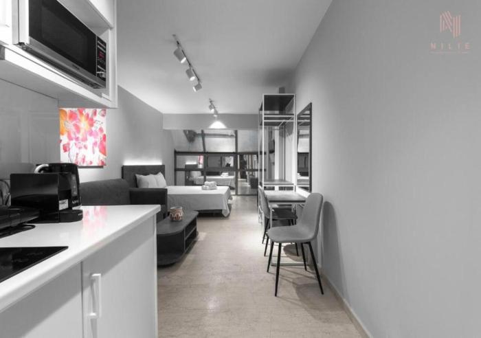 Modeva, Nilie Hospitality MGMT