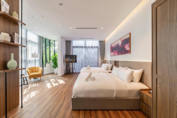The Chapter 9 Boutique Suite District 1
