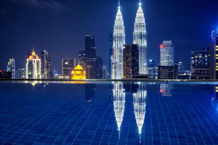 LA Luxe suites at Colony By Infinitum KLCC