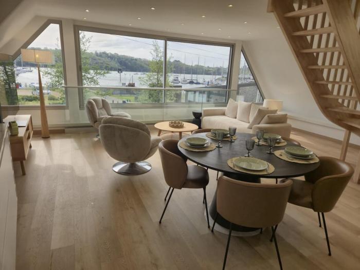Exceptional duplex with harbor view 3 bedrooms