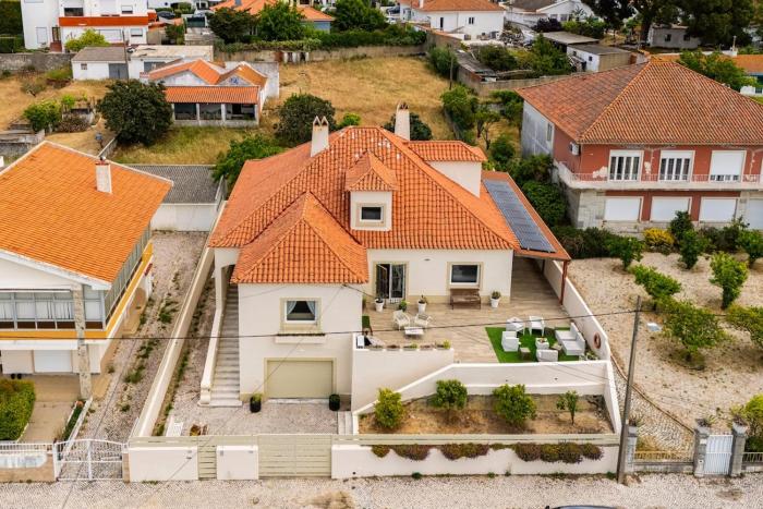 Lovely Villa - By Y Concept