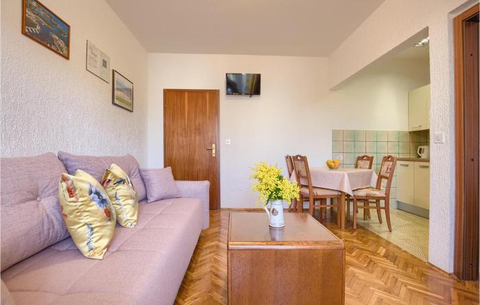 Stunning Apartment In Pula With Wifi