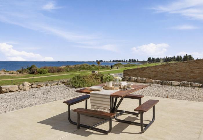 Beachfront Family Retreat Ocean View Huge Yard