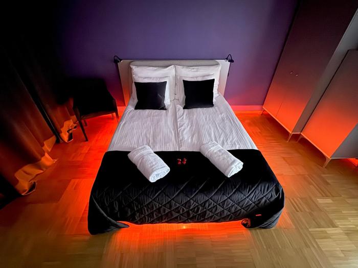Apartament Kochanowskiego Łódź, 42m2, Wanna, Balkon, Parking, WiFi, Wejście na kod, Manufaktura, Aquapark Fala, Piotrkowska, A1, A2