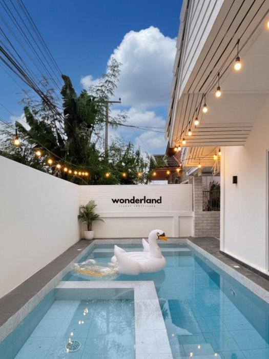 Wonderland Moonstone 4 Bedroom Luxury Pool Villa