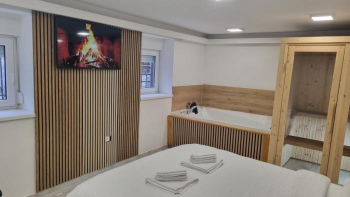 Edy Deluxe Room - Jacuzzy & Sauna