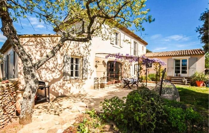 Luxurious Home In Bonnieux