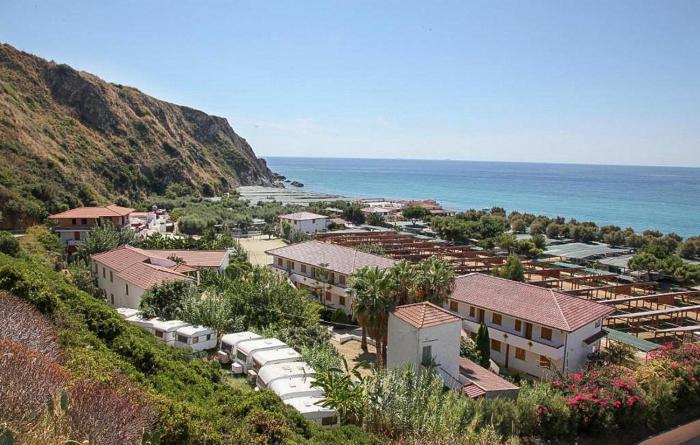 Nice Apartment In Ricadi With Wifi
