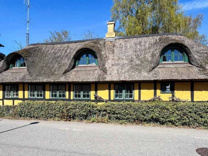 6 person holiday home in Glesborg