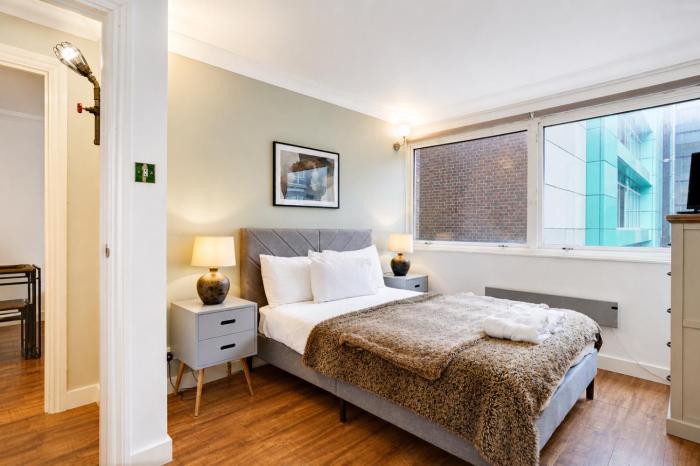 Top Rated 1BR Flat Near Soho & Regents Park for 4