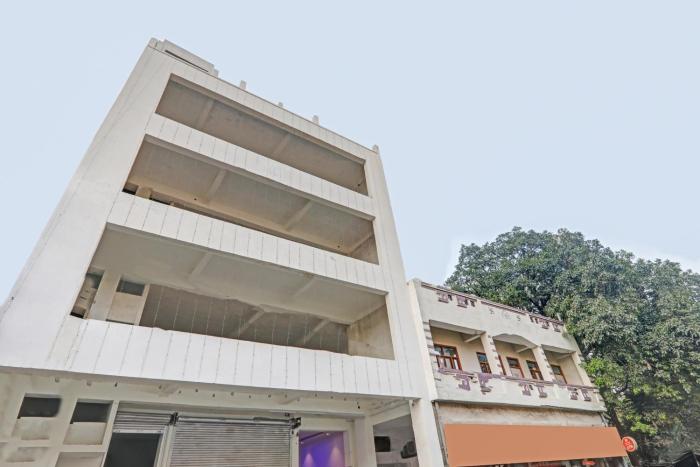 Capital O Townhouse Govinda Royal