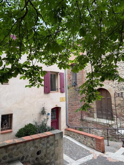Maison au pied de la cathédrale