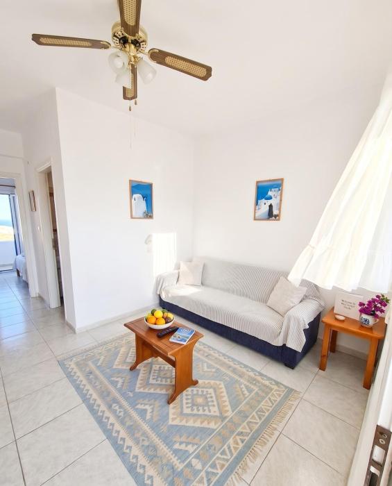 Seaside Siblings Apartment