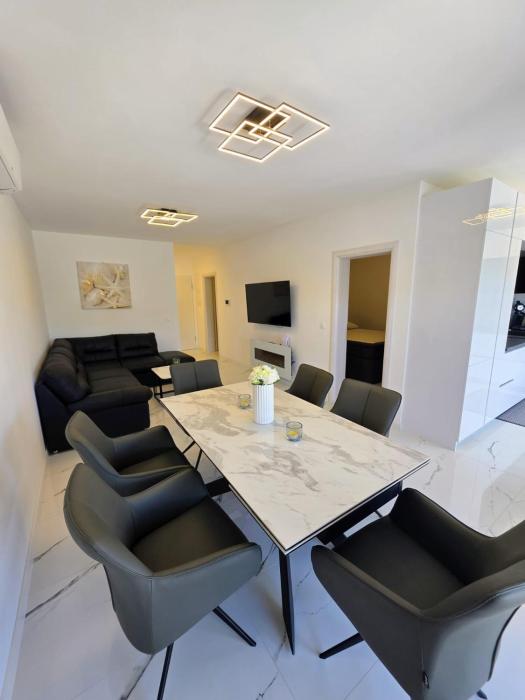 Apartment Bijeli San