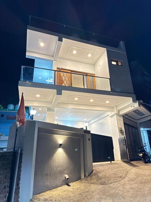 Singh Kainchi Dham Villa