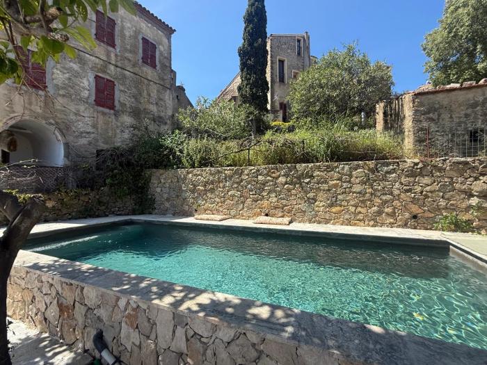Ravissante maison entre ile rousse et calvi