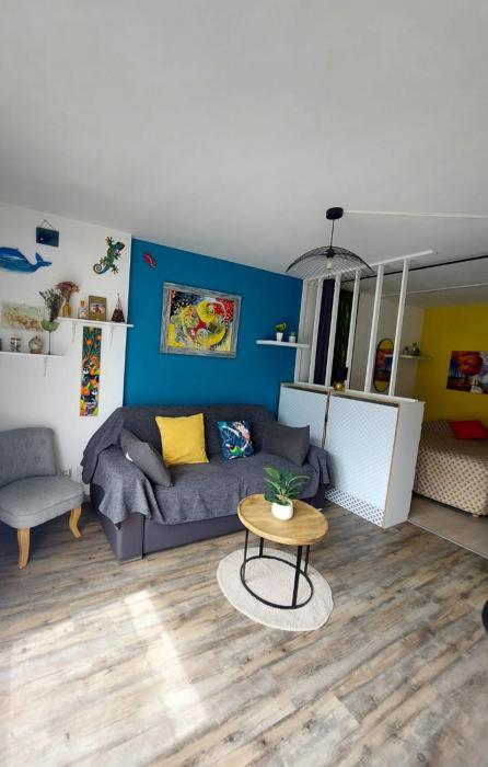 Appartement 2pers, superbe vue montagne, exposé sud, Résidence très calme, parking, 5mns à pied du centre