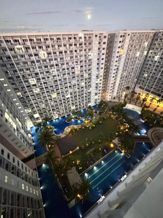 Shore Residences Condotel by CYS