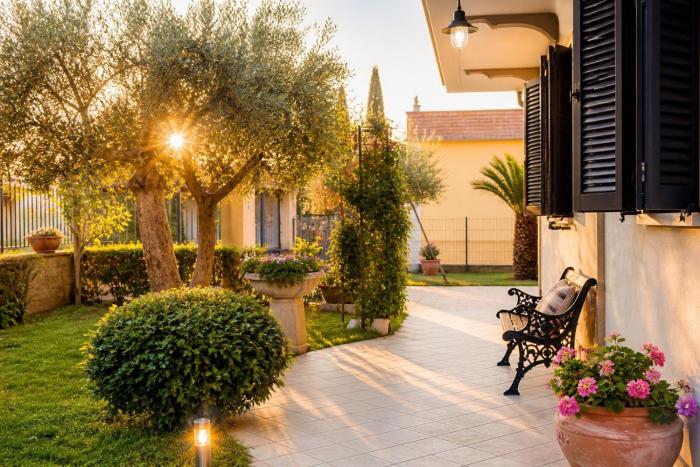 Delizioso appartamento in villa tra mare e città