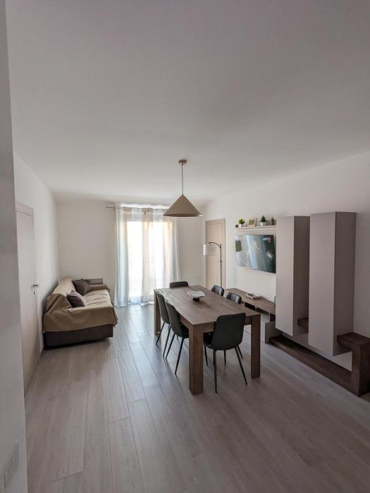 Ianus Apartment