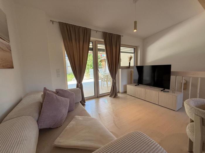 Donau Vibes Luxury Family near City and Highway