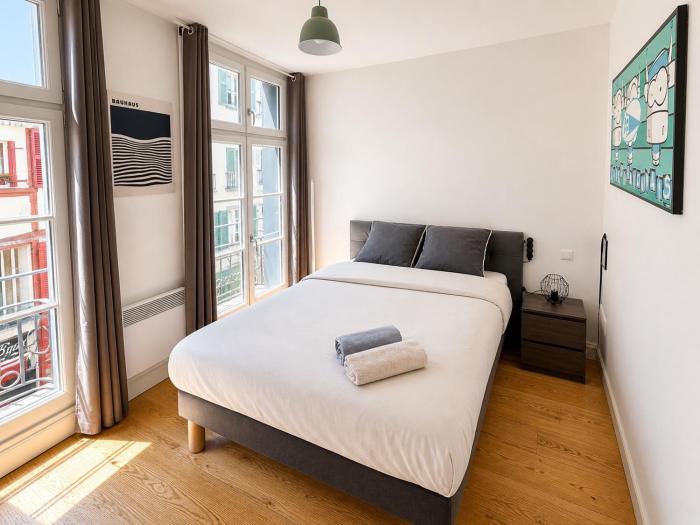Chambre moderne au Petit Bayonne chez particulier