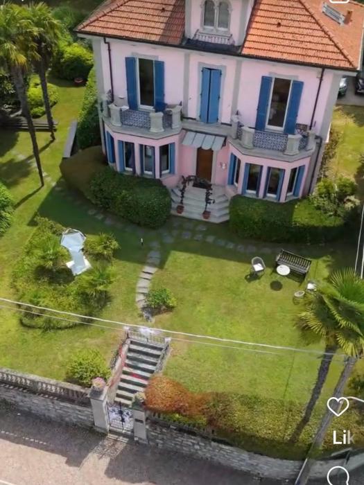 Villa Maria, Lakefront Art Villa on Lake Maggiore