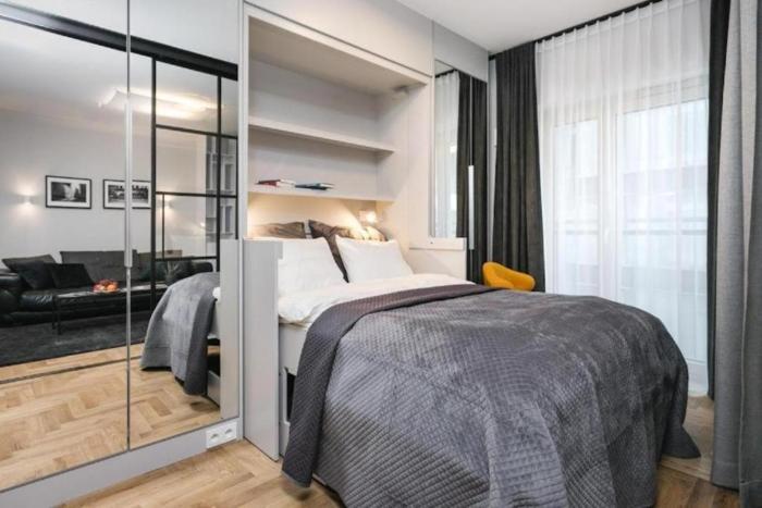 Golden Apartments - Mennica Residence, 1-Bedroom in City Center #140