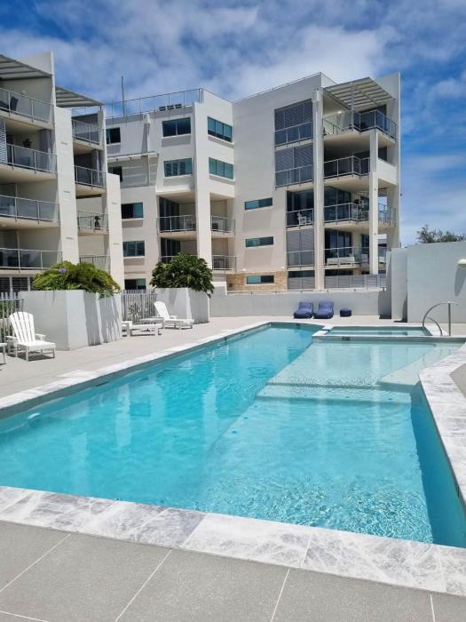 Oceanfront Ground Floor Apartment - Dwell 3 in Bargara