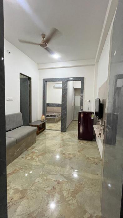 Modern & Cozy 1BHK Prime Location