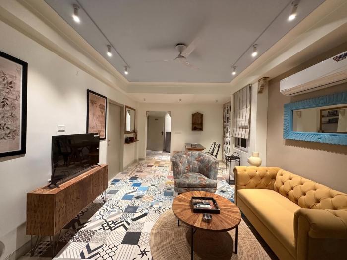 One Uptown 101 modern 1 BHK loft