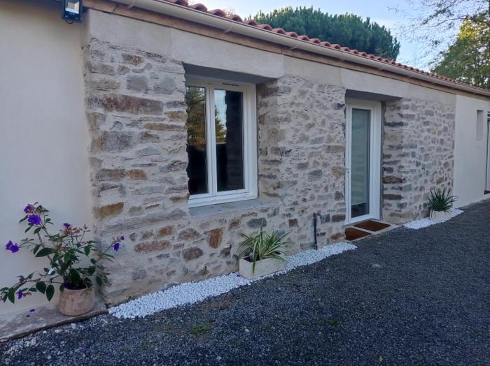 Studio meublé tout confort non fumeur