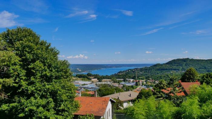 Base Camp Lago Maggiore - Walk, Climb and Outdoor Stay