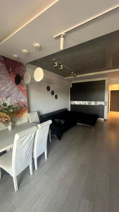 Central Rm Valcea Luxury Apartment