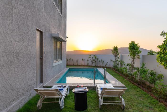 Shourya Viola by Alaya Stays 3-BHK Villa with Private Pool, Garden & Panoramic hill view
