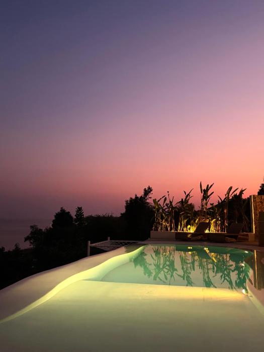 Villa Corazon - Cliffside Luxury Villa Panglao