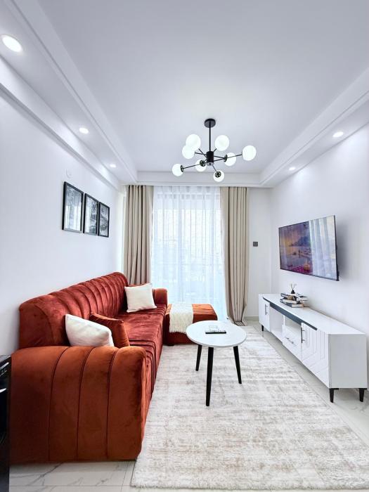 Ronae Homes Airbnbs