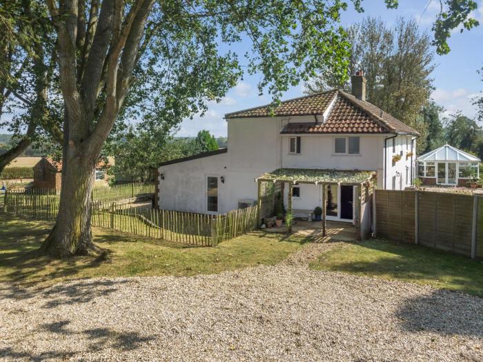 Spacious House with 3 Double Bedrooms in the Countryside